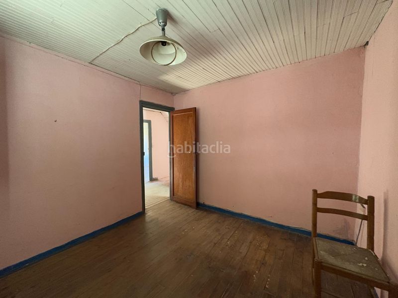 Foto ecf857fa-f066-42c0-8f7b-d17c0e85ca8b. Xalet a pelugano 0 a Aller