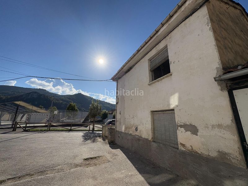 Foto eb8c568f-0375-4392-ad37-0de8305cc533. Xalet a pelugano 0 a Aller