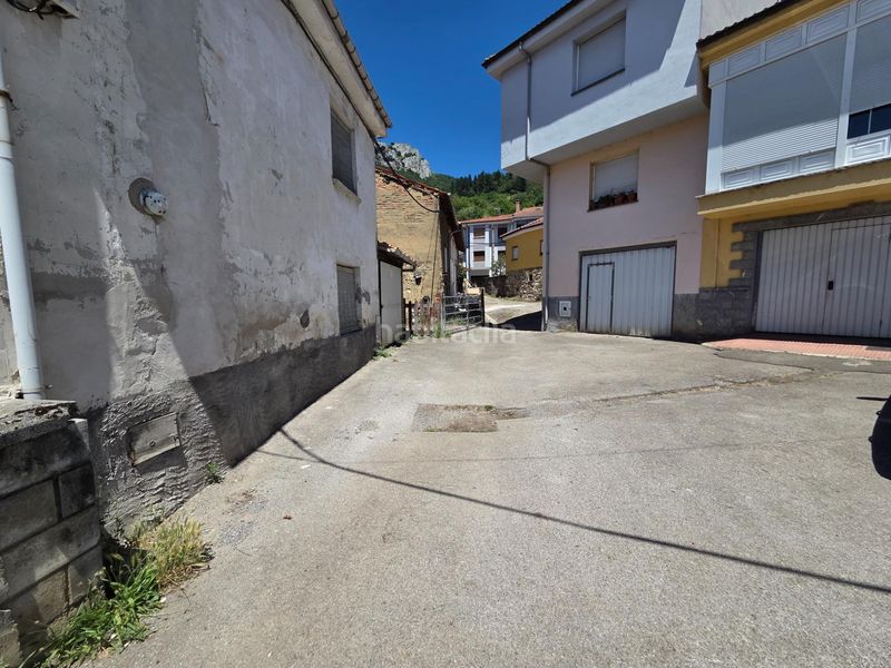 Foto f9794f21-d019-4a8e-b2ff-aab1257210a6. Xalet a pelugano 0 a Aller