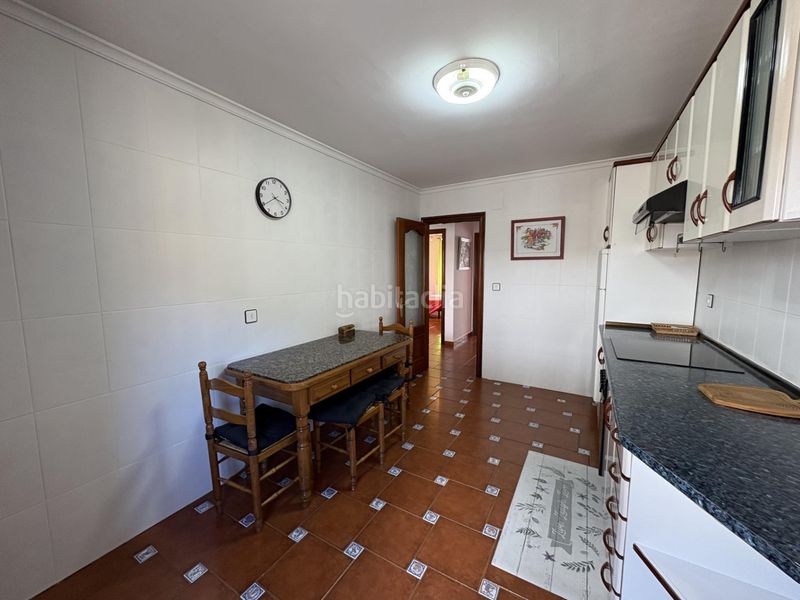 Foto 2b1b653a-71e0-4fd9-870d-9b1e7b4d0ada. Edifici a Aller