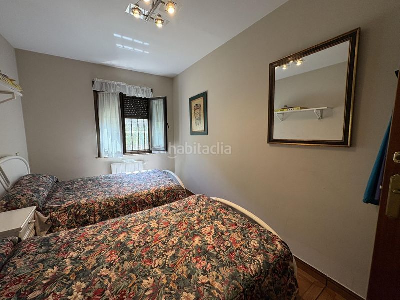 Foto 5c8efb14-19a2-4e69-9917-0fa476aafcdb. Edifici a Aller