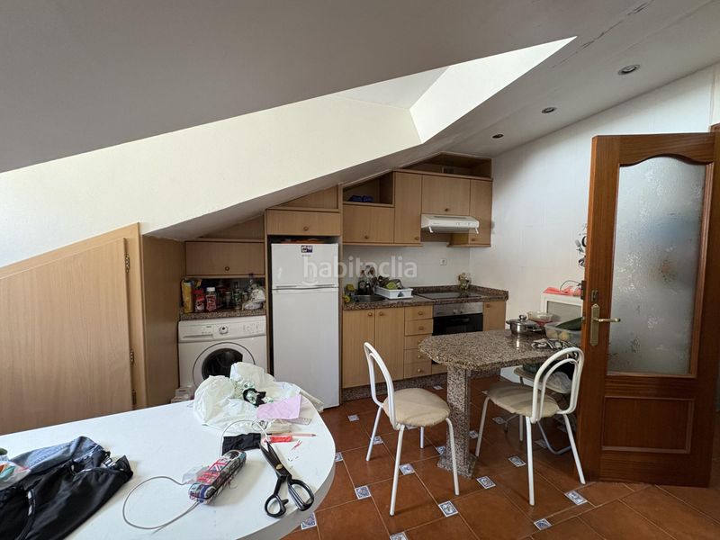 Foto 73af6926-ad9b-4c38-aa4c-ff39b9f86cda. Edifici a Aller