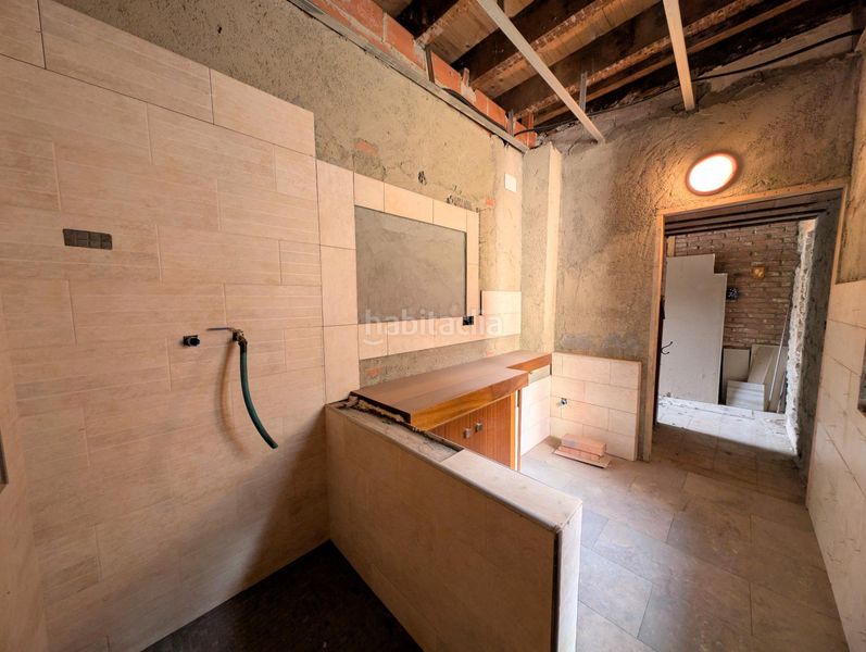 Foto 499017f4-da9a-4137-8a45-0ce8f3aec112. Xalet amb aparcament a Santa Marina - Polígono Mieres