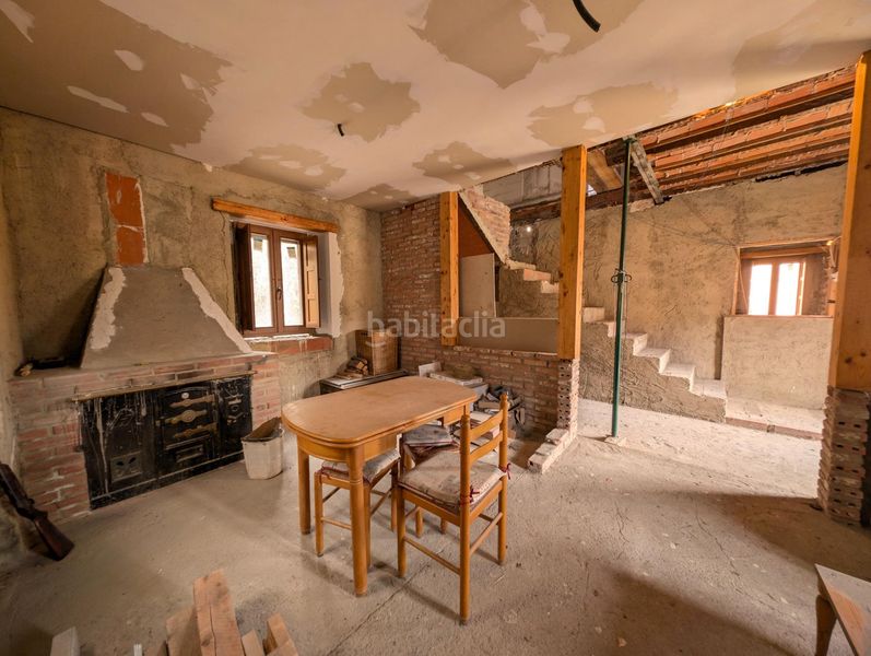 Foto 79bff900-7d82-4274-971a-6acb9c7fa38b. Xalet amb aparcament a Santa Marina - Polígono Mieres