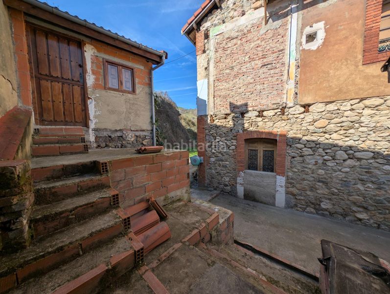 Foto 7a23a4eb-da7f-4b75-9d0b-19bf69291da7. Xalet amb aparcament a Santa Marina - Polígono Mieres