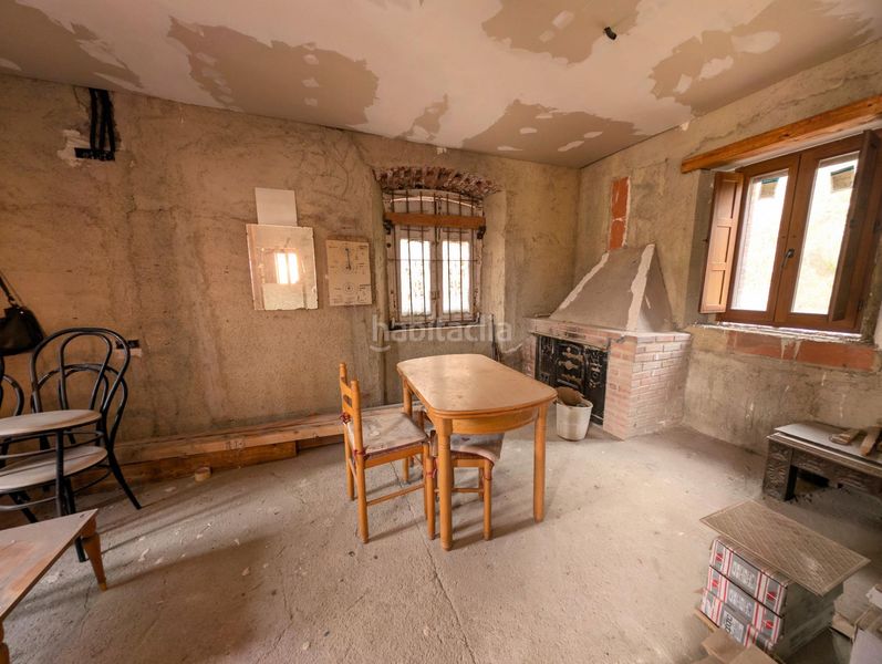 Foto a35f31e6-bed9-412c-b122-e541725f082e. Xalet amb aparcament a Santa Marina - Polígono Mieres