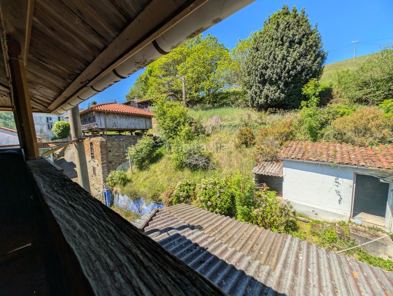 Foto 82dd52db-c0a1-4a27-be09-7f6261faeb7a. Chalet en acebedo 1 casa independiente con panera tradicional y parcela privada en acebedo en Salas