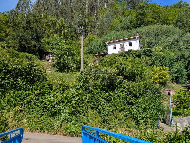 Foto c8614ddd-e0c0-44ef-ba14-6990b0ca32f8. Xalet amb calefacció aparcament a Santa Marina - Polígono Mieres