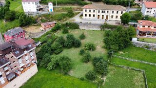 Xalet  Carretera general. Finca edificable de 2.173 m2 con cuadra y pajar de piedra en col