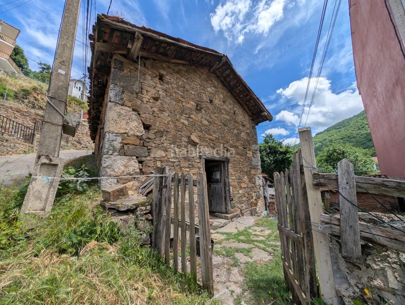 Foto ddac0068-ea07-49a8-a8de-fdfee79ae682. Xalet a Aller
