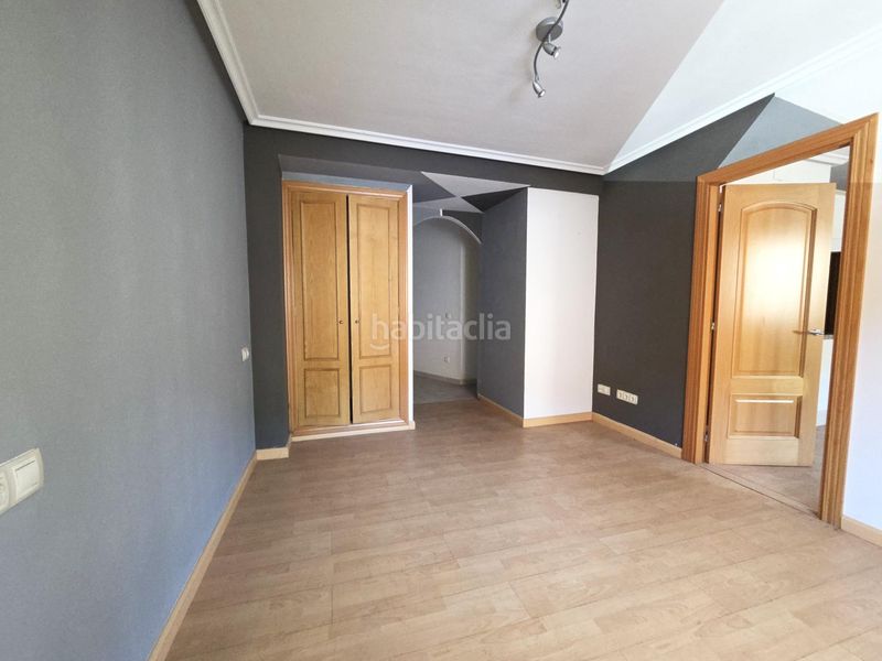 Foto 1353bdae-36e0-4697-bf2e-a74f6b036d32. Apartament amb calefacció a Aller