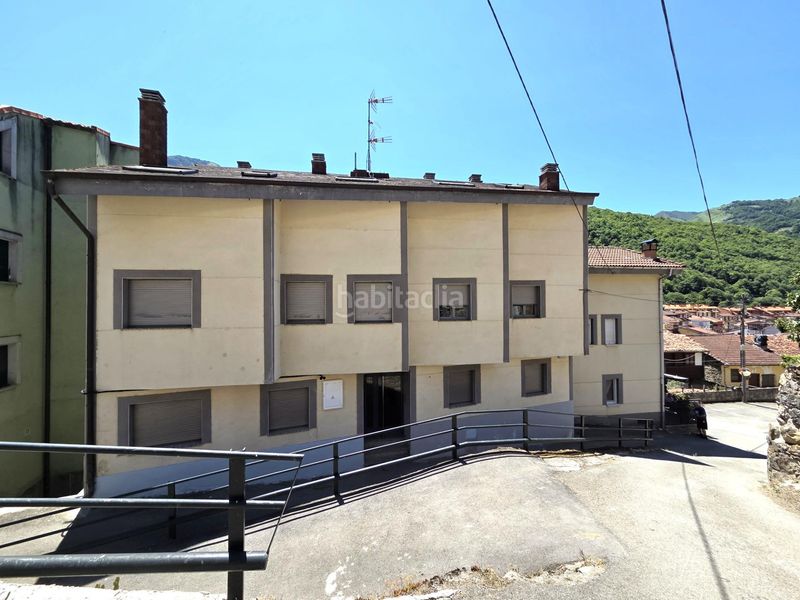 Foto 15899b75-0c30-4b83-b0eb-509ed56d5090. Apartament amb calefacció a Aller