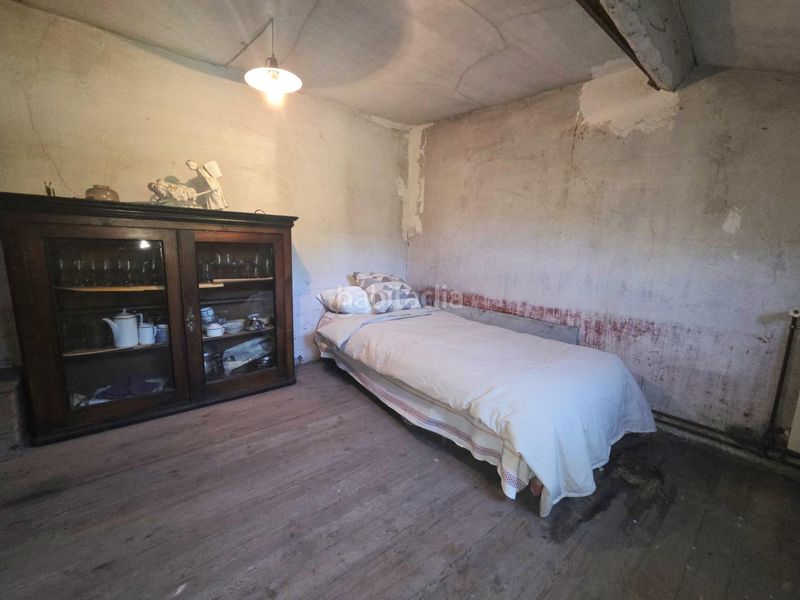 Foto b0157108-0674-46f6-8e8b-2659d9f0bcf2. Dachwohnung in Teverga