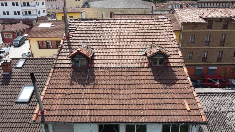Foto cef0da8b-4d0c-4b73-b0c6-430ed04e2cf3. Dachwohnung in Teverga