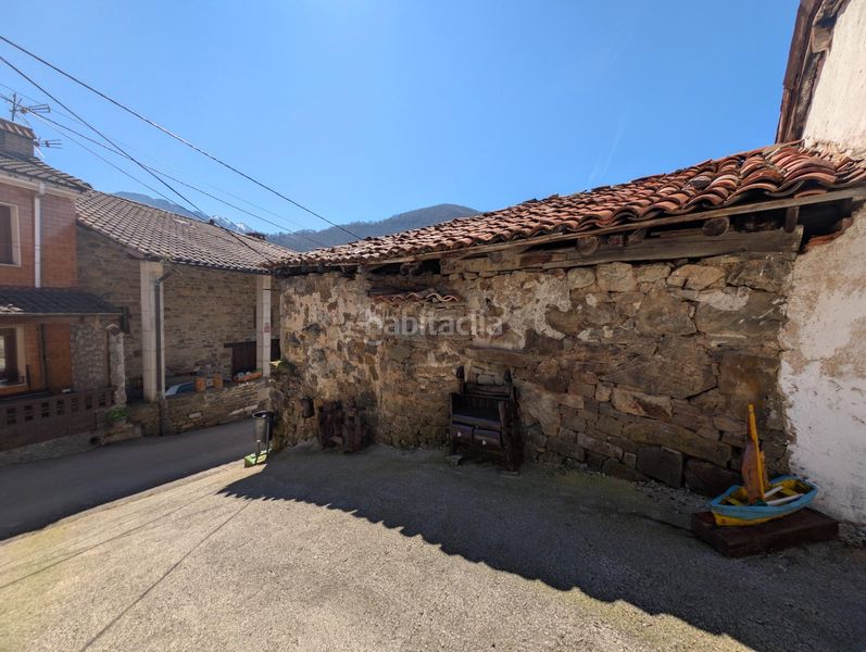 Foto 9ca07f61-eab4-42ee-86eb-ba39a78012a4. Xalet a Aller