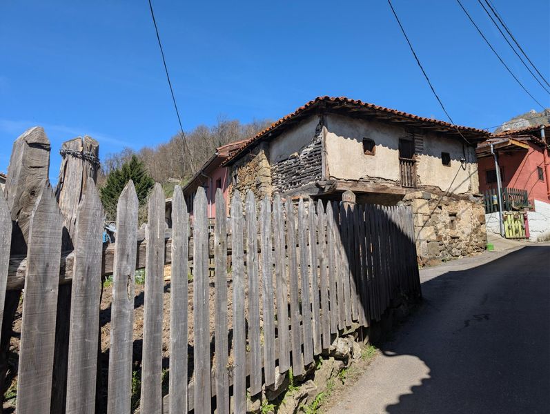 Foto e79374ab-e8ee-43ec-8910-38f320a5a738. Xalet a Aller