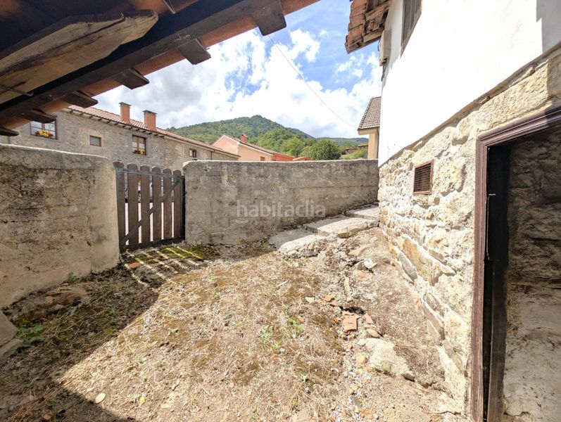 Foto 645557f8-835d-4dca-8fb3-059f081ba7cd. Masia a lugar cuerigo a Aller