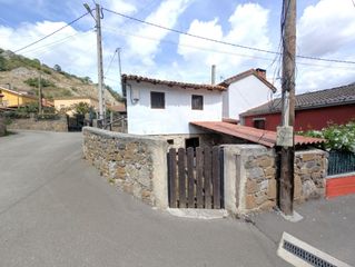 Casale in Lugar cuerigo. Tu refugio en aller, parcela urbana con casina en cuérigo