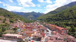 Maison à Barrio felechosa abajo 94. Asturias, montaña y un gran proyecto  211 m2 en felechosa