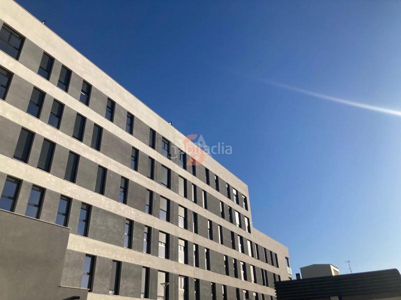 Foto 162e9046-fea3-4592-998d-f44685c99f96. Parking voiture dans La Victoria - Puente Jardín Valladolid