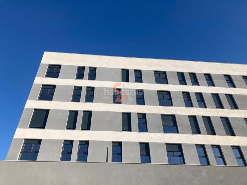 Foto a9d412d9-49f8-4e8a-8edc-cadd0d7ccc83. Parking voiture dans La Victoria - Puente Jardín Valladolid