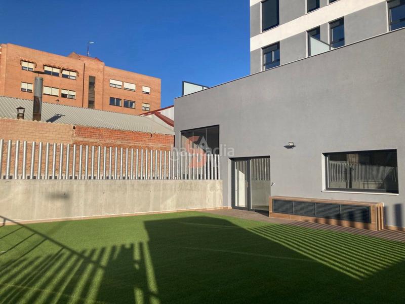 Foto dbf1cf67-9b72-4ae1-a1d6-bb4fdf4241d6. Parking voiture dans La Victoria - Puente Jardín Valladolid