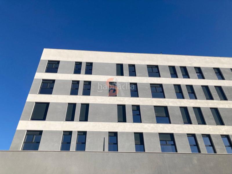 Foto d1ad88b6-1a5e-451f-a657-5d2c751a8f49. Parking coche garaje en venta en victoria. en La Victoria - Puente Jardín Valladolid