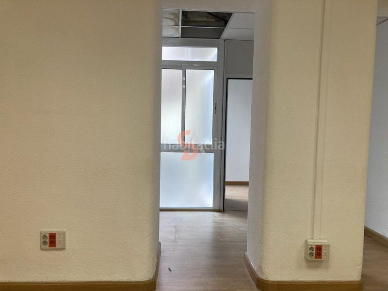 Foto 28118796-68f2-41ad-a1bc-b34af83001b1. Oficina amb calefacció a Caño Argales Valladolid