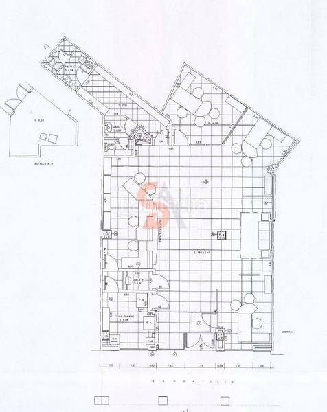 Foto bce2fd6b-08a0-418c-9fc6-66c27d06c4d4. Alquiler local comercial local en alquiler en centro, 4 dormitorios. en Valladolid