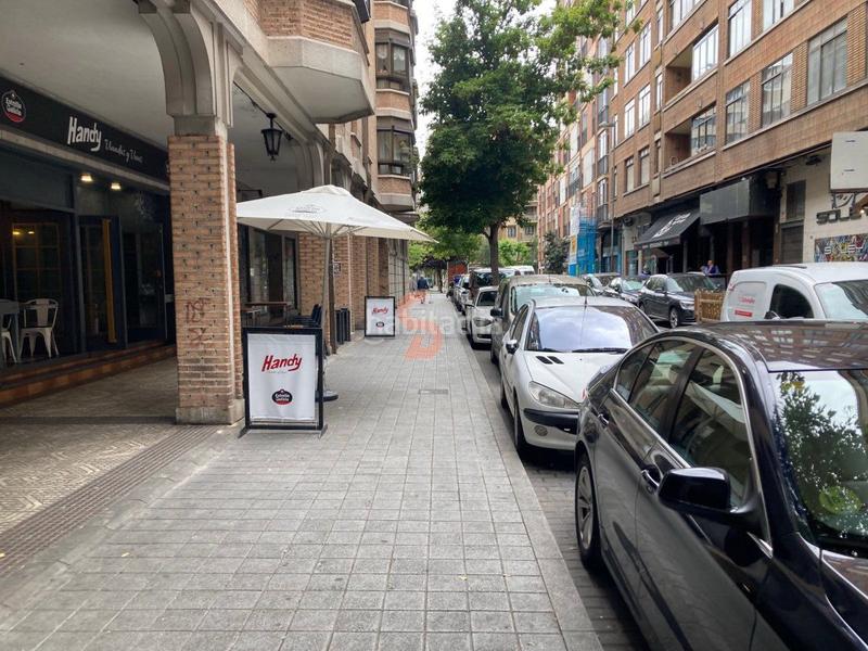 Foto e3cf1261-3e15-402a-aefe-d217e16e33df. Alquiler local comercial local en alquiler en centro, 4 dormitorios. en Valladolid