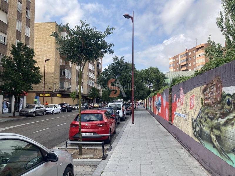 Foto 1be6a9a2-0a32-41e7-89c8-93bc3287d378. Miete geschäftsraum in Pajarillos Bajos Valladolid