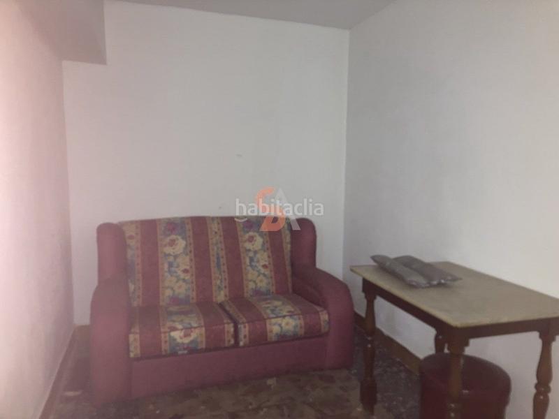 Foto d4faaab1-53b8-4ed1-a8cf-2e06793d63aa. Rent business premise in Pajarillos Bajos Valladolid