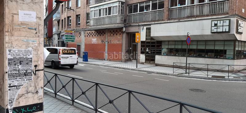 Foto fe994ffe-c2bb-415f-838d-0d0a638f1e58. Local comercial local en venta en semicentro, 1 dormitorio. en Valladolid