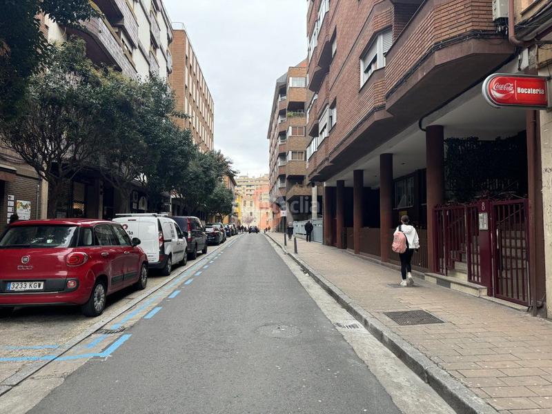 Foto 9b37ab26-249b-4484-ab2b-cd8ccd6ff502. Lloguer local comercial a Centro Valladolid