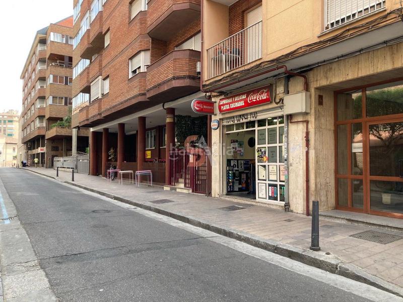 Foto 153f9314-f2da-4ac5-80c1-ac8e5c52a322. Location local commercial dans Centro Valladolid