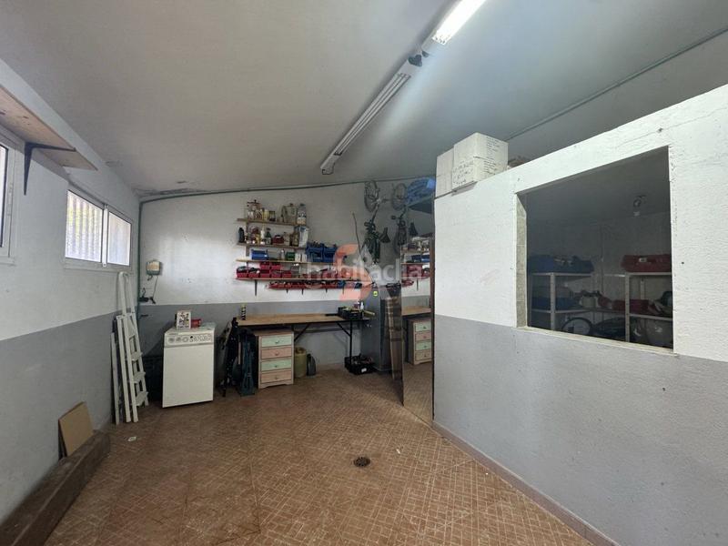 Foto e0a3e70b-0625-41b0-89e6-e522f0a390de. Casa  en venta en pinar de antequera, 5 dormitorios. en Valladolid
