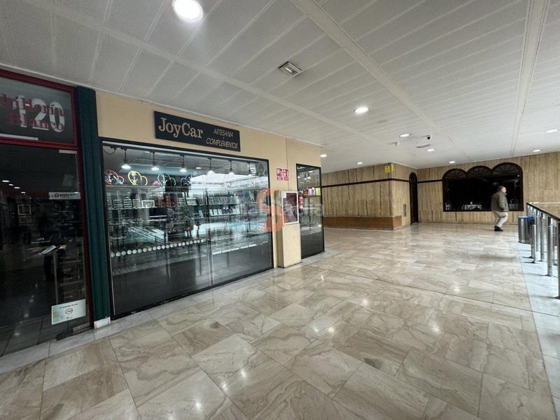 Foto 143c7dda-5fd4-41cc-a6fb-ccb340405f01. Local comercial local en venta en Centro, 1 dormitorio. en Valladolid