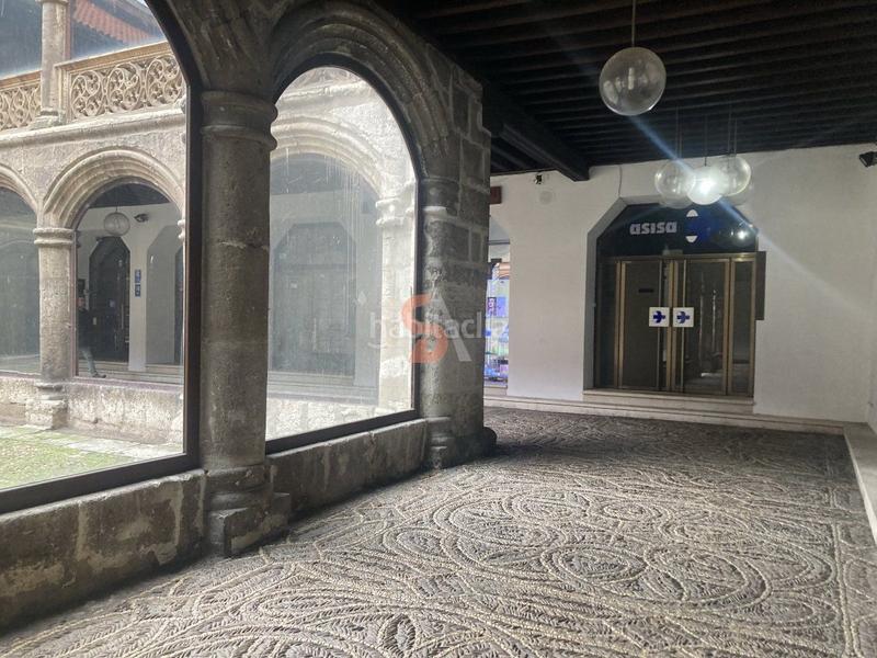 Foto 1bdb9f20-a856-4888-a7bb-0cc8d8660211. Local comercial local en venta en Centro, 1 dormitorio. en Valladolid