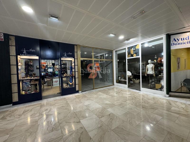 Foto 412ad3d1-5800-43e8-9254-adbda7bdf64b. Local comercial local en venta en Centro, 1 dormitorio. en Valladolid