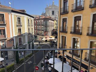 Affitto Appartamento  Regalado. Piso en alquiler en centro, 2 dormitorios.
