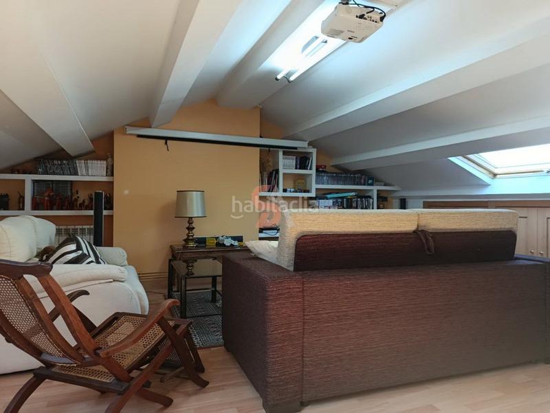 Foto 83fa2a33-90c7-4e5e-9f38-f77c43f528d8. Casa amb calefacció aparcament a Boecillo