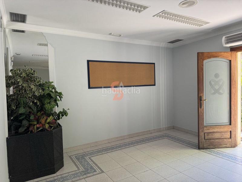 Foto a01ca0d7-1499-41a7-87ad-66d7082485c0. Alquiler local comercial local en alquiler en Centro, 5 dormitorios. en Valladolid