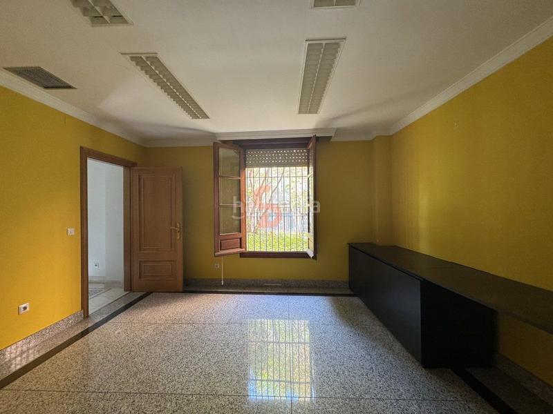 Foto 161a6e14-0f28-4565-a711-19d427ebd571. Lloguer local comercial a Centro Valladolid