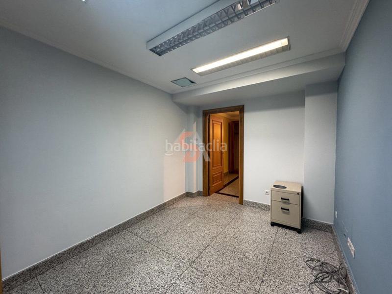 Foto e74904df-7a55-4236-a034-8a3c0bb68426. Lloguer local comercial a Centro Valladolid