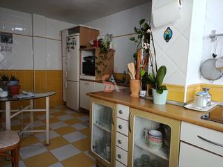 Pis  Moradas. Piso en venta en semicentro, 3 dormitorios.