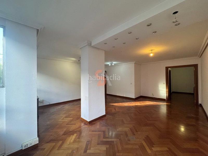 Foto f0144c02-6498-4bc0-8d69-3b2d39432cd6. Rent flat with heating in Centro Valladolid