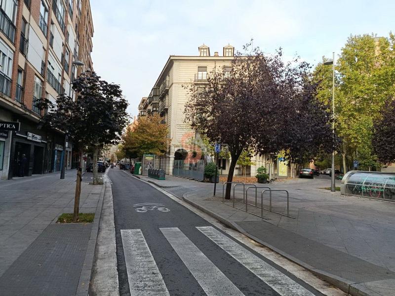 Foto 9b1c80d4-91e1-4ec0-b6ec-093b5ffd66dc. Alquiler local comercial local en alquiler en centro, 2 dormitorios. en Valladolid