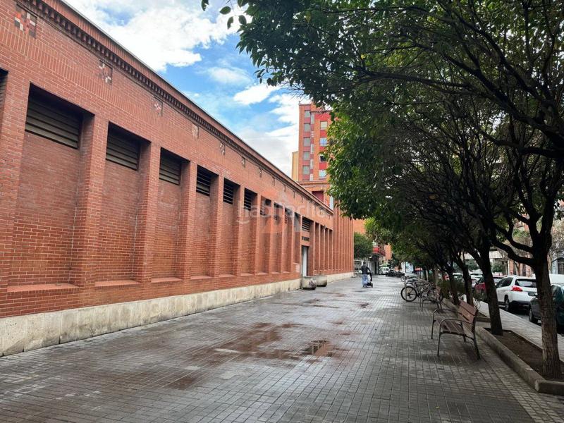 Foto 5eff37b9-8be0-4b78-8468-dd7d78ecd471. Location local commercial dans Caño Argales Valladolid