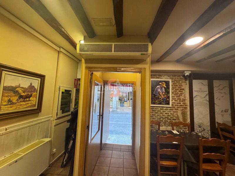 Foto bce3edf6-2bc0-401f-ba61-b7ffb3997428. Geschäftsraum in Centro Valladolid