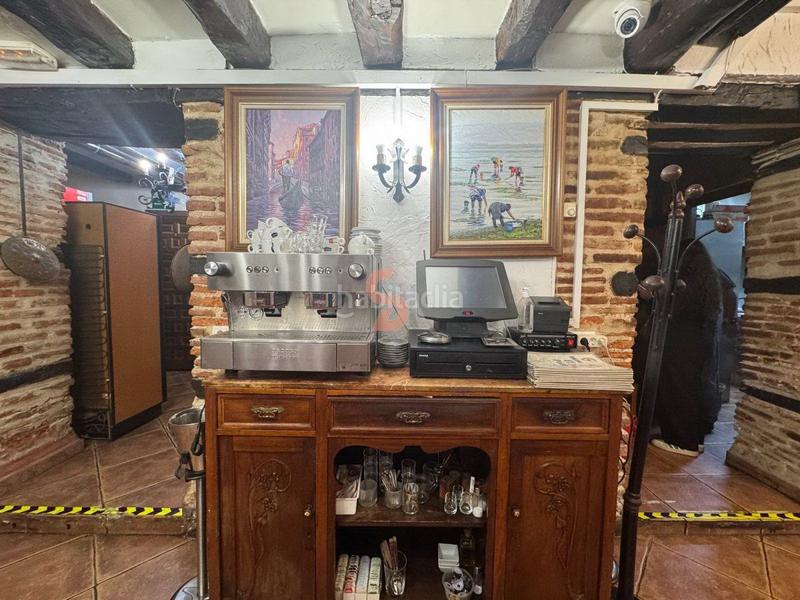 Foto c2126158-4d8f-45e1-9a8d-aeb5f79bbd97. Geschäftsraum in Centro Valladolid